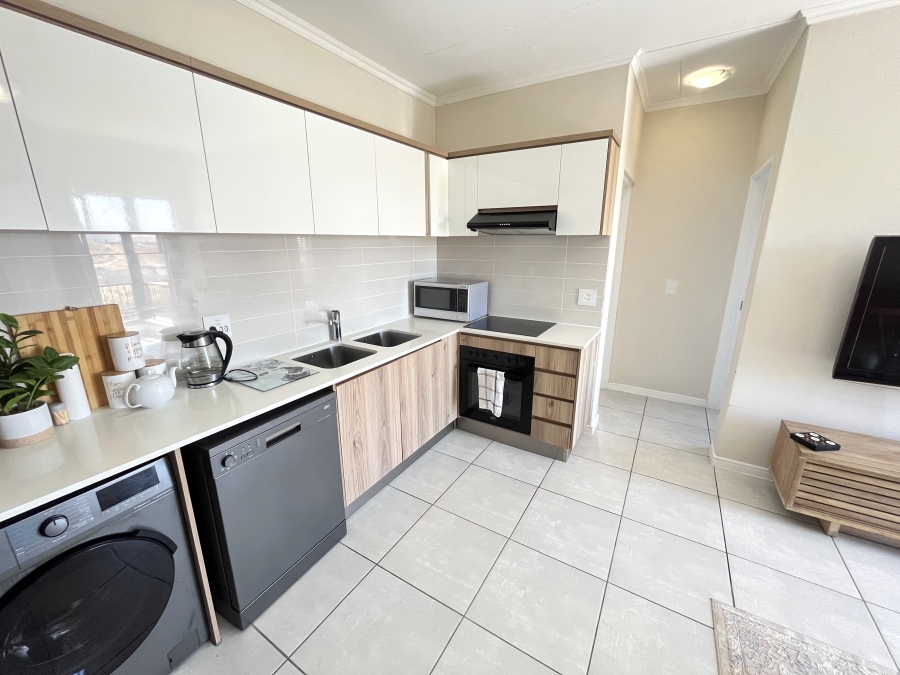 To Let 1 Bedroom Property for Rent in Richwood Western Cape